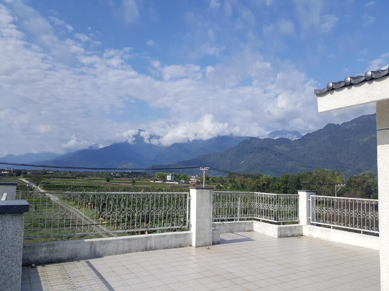 Yi Tian Homestay Fenglin Luaran gambar